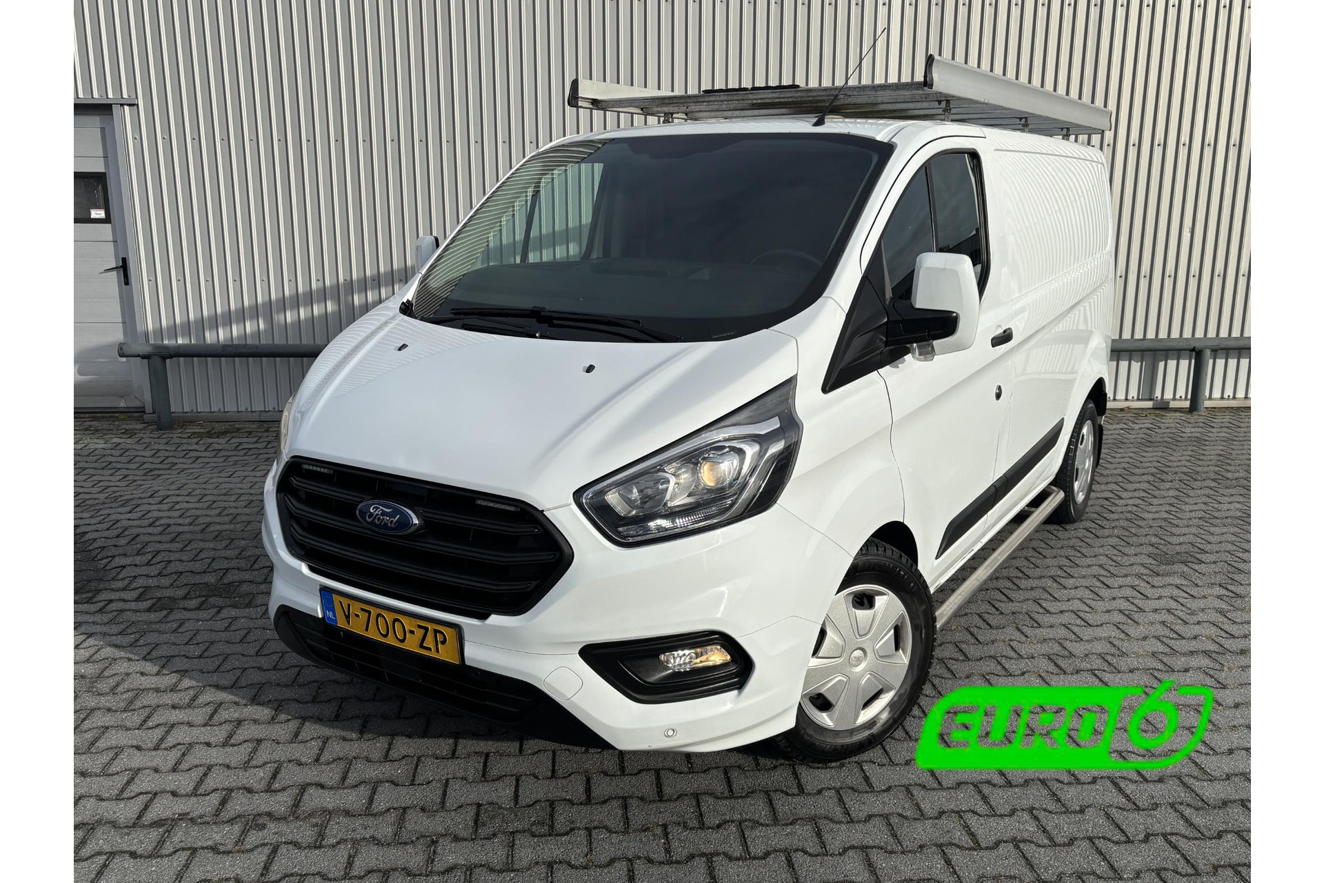 Ford Transit Custom 2.0 TDCI L1H1*A/C*CRUISE*IMPERIAAL*HAAK*OMVORMER*
